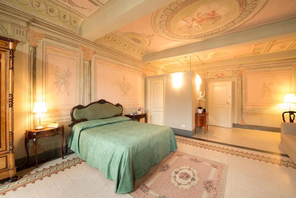 Altido Palazzo Piazza Mazzini Hotel Pescia Room photo